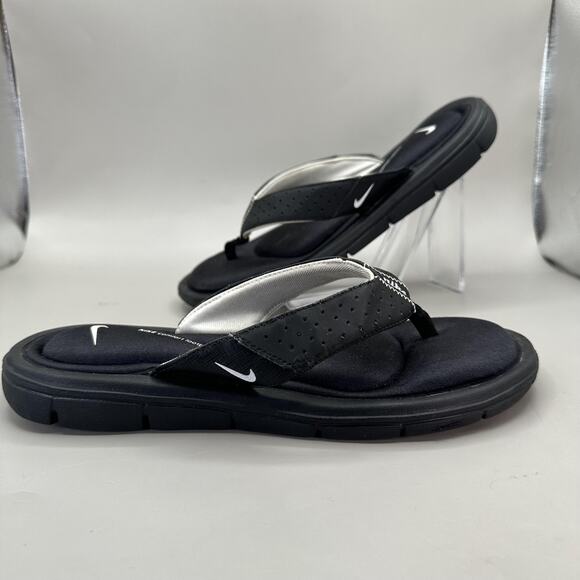 Nike Comfort Thong Sandals Shoes Womens Size 8 Black Flip Flops Comfort Footbed - Picture 1 of 9